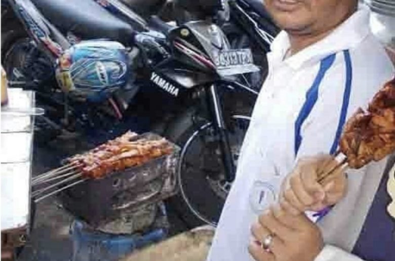 Sejarah PKL Wonosobo, Alun-Alun Wonosobo, Kuliner Legendaris Wonosobo, Sate Tahu Pak Supar, Revitalisasi Alun-Alun, Pariwisata Wonosobo