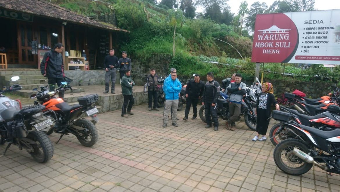 Traveling Naik Motor