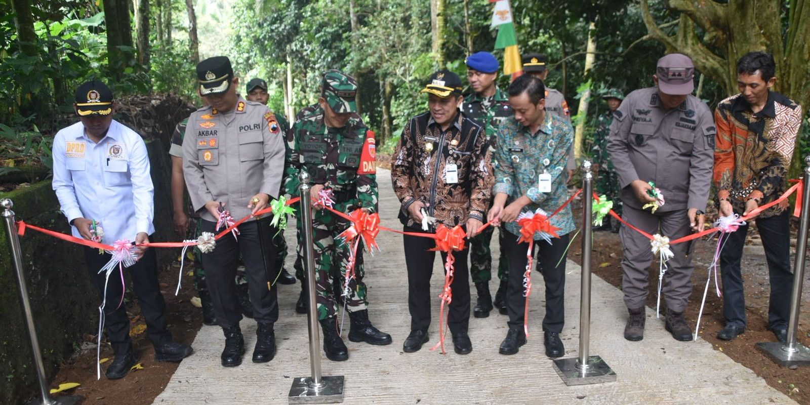 tmmd sengkuyung desa grugu, tmmd sengkuyung wonosobo, pembangunan desa grugu, kodim 0707 wonosobo, infrastruktur kaliwiro, afif nurhidayat