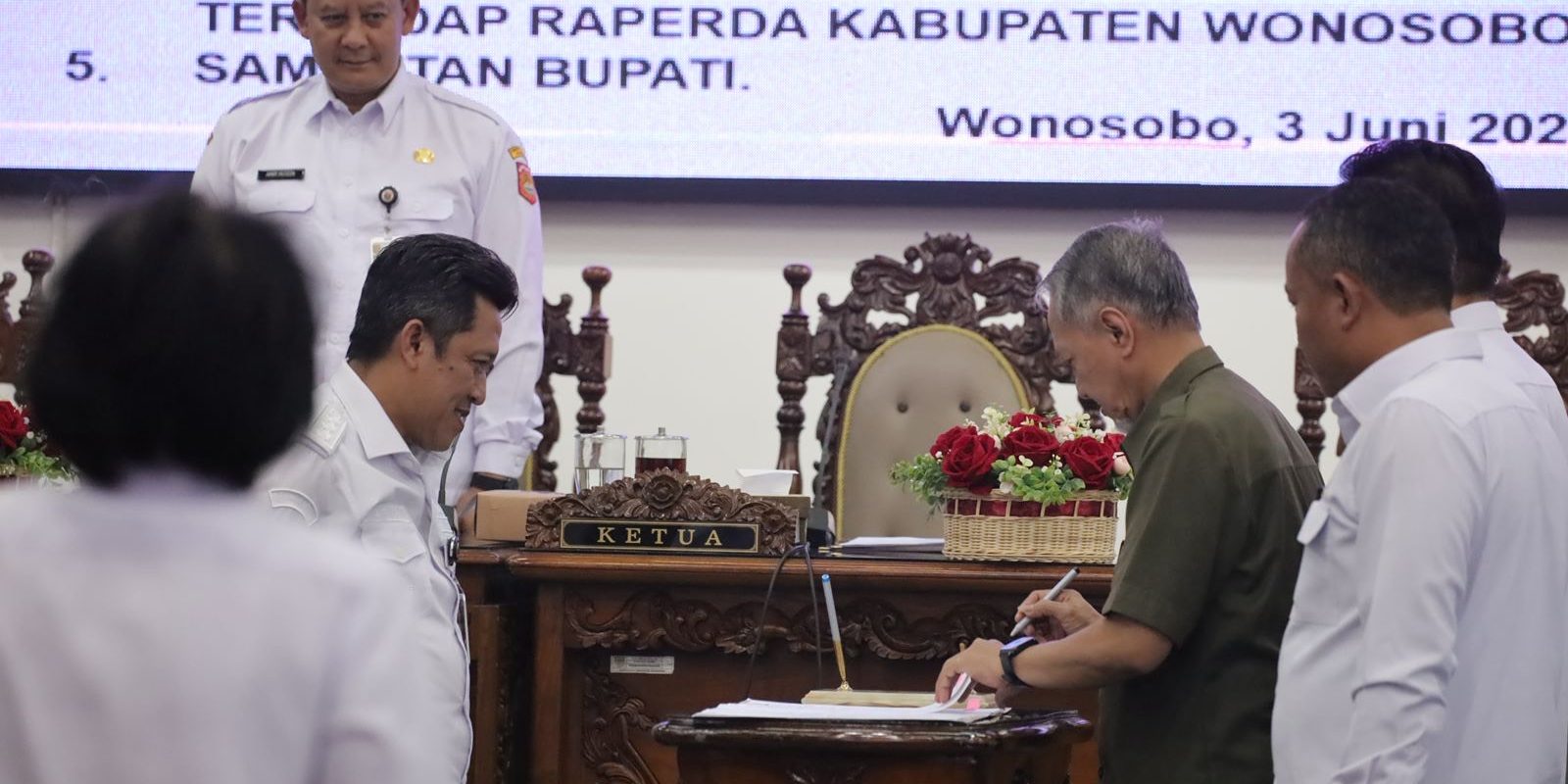 raperda wonosobo, pilkades serentak 2026, dprd wonosobo, perda miras kedu, industri jawa tengah