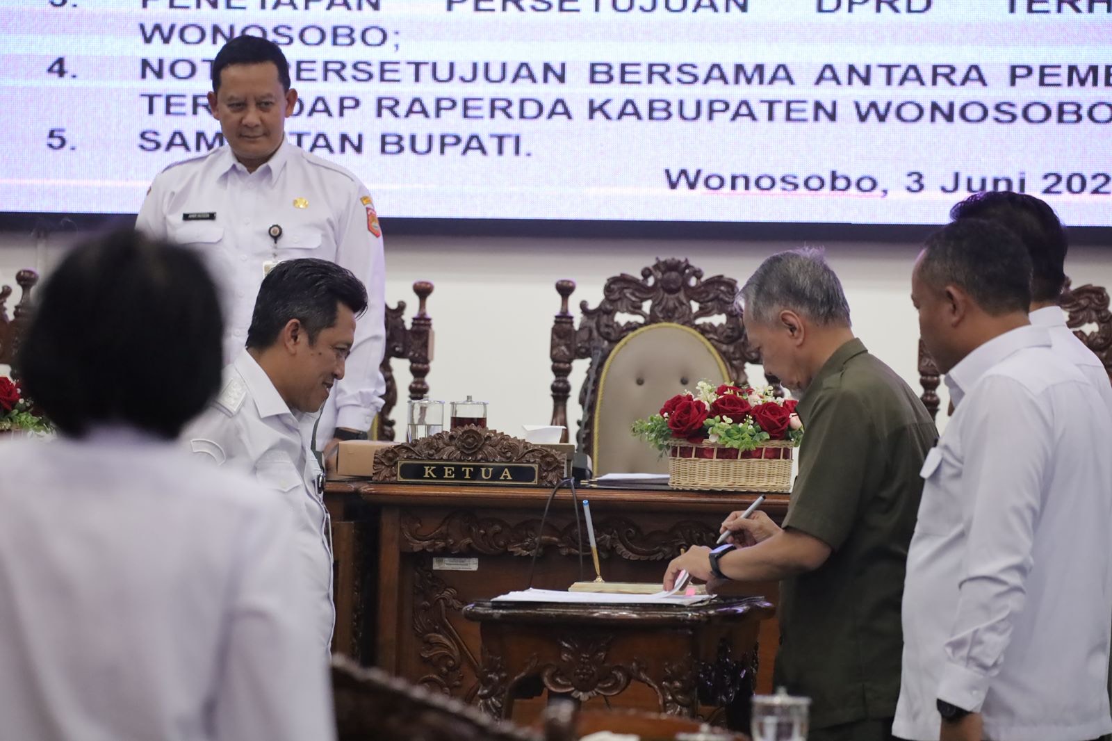 raperda wonosobo, pilkades serentak 2026, dprd wonosobo, perda miras kedu, industri jawa tengah