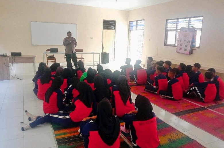 pencegahan narkoba pelajar, kenakalan remaja kedu, ldk osis kalibawang, polsek sapuran, pendidikan karakter jawa tengah