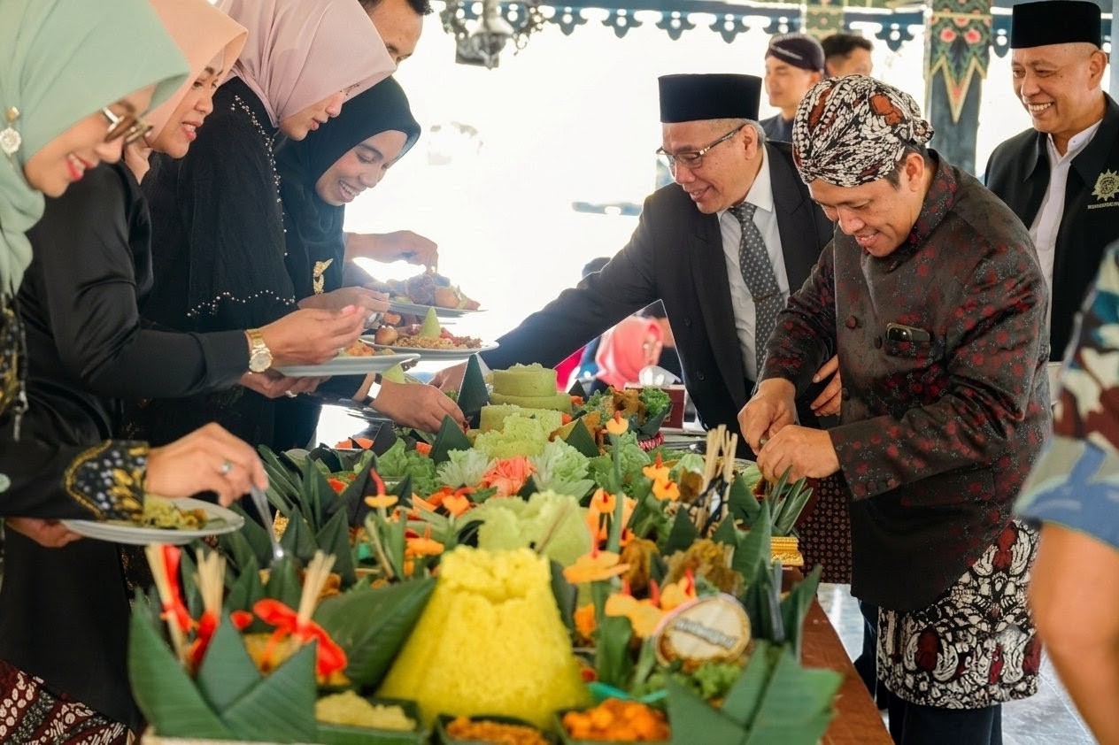 Kirab Tumpeng, Lintas Agama, Toleransi Beragama, Wonosobo, P3HK, Grebeg Suran