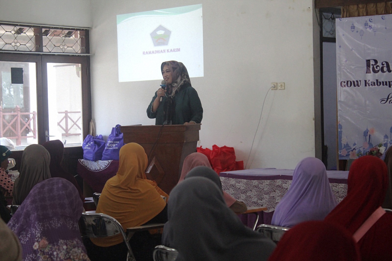 Sembako Wonosobo, Duafa Wonosobo, Kebutuhan Pokok, Ramadhan 2026, Maya Rosida