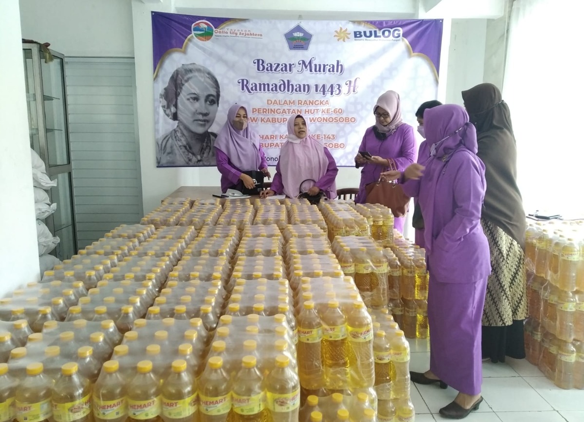 GOW Wonosobo, pemberdayaan perempuan, UMKM perempuan, ekonomi keluarga pasca pandemi, Maya Rosida, bazar murah Wonosobo, sejarah organisasi wanita