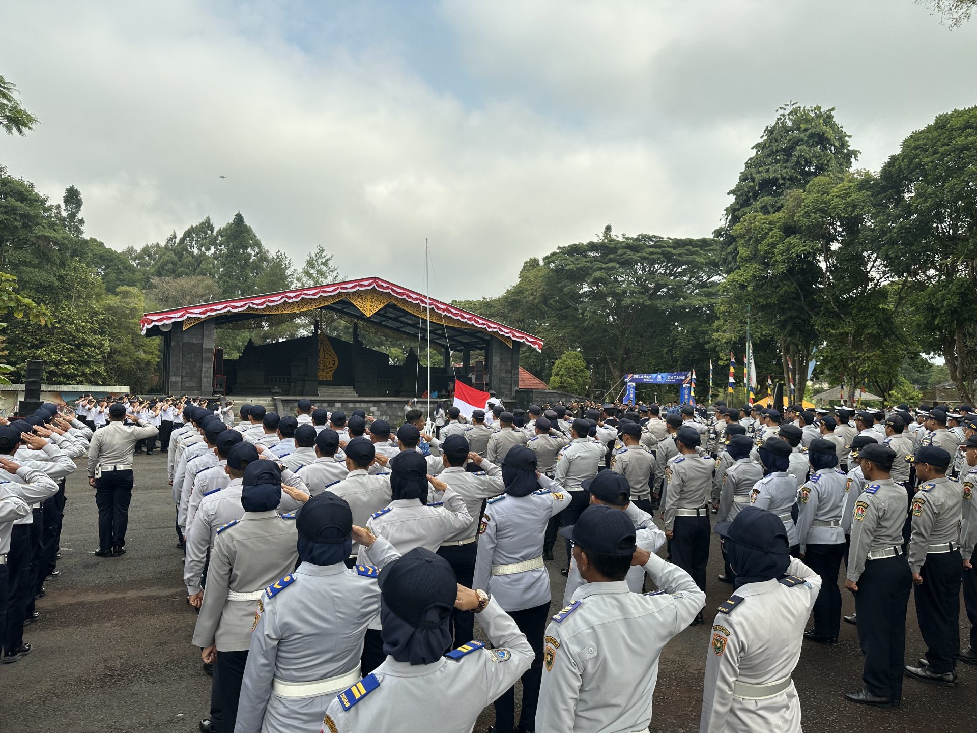 Desa Kumejing, Wisata Dieng, Waduk Wadaslintang, Transportasi Wonosobo, Karesidenan Kedu