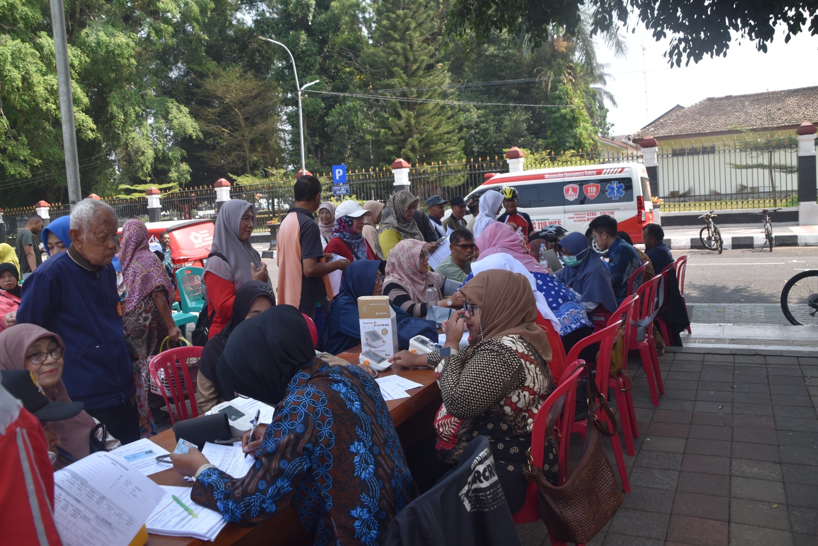 kesehatan warga, donor darah, Wonosobo, fasilitas medis, kebutuhan masyarakat